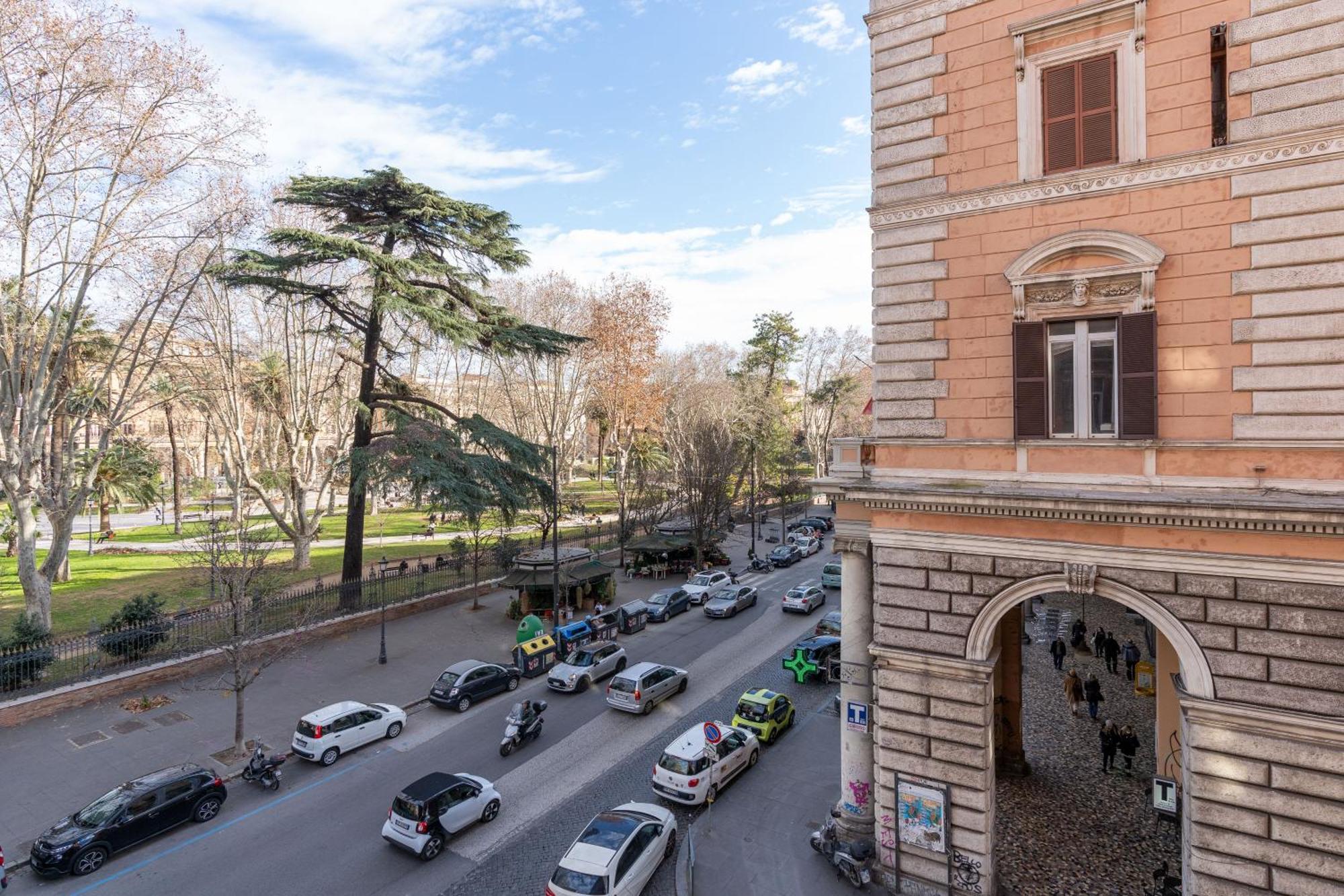 Drago D'Oro Guesthouse - Accross From Metro Vittorio Emanuele Roma Exterior foto