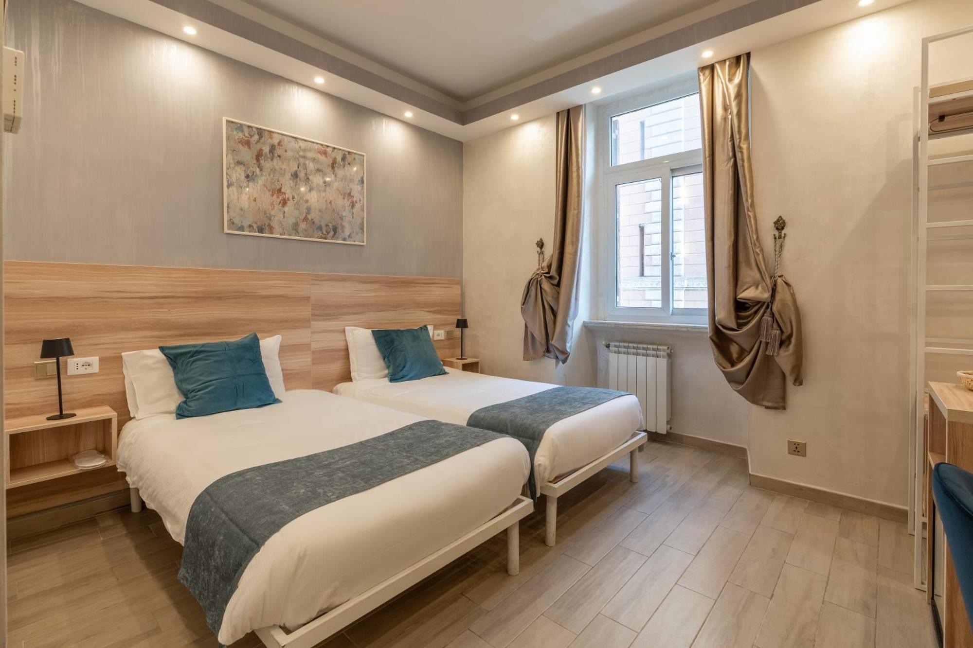 Drago D'Oro Guesthouse - Accross From Metro Vittorio Emanuele Roma Exterior foto