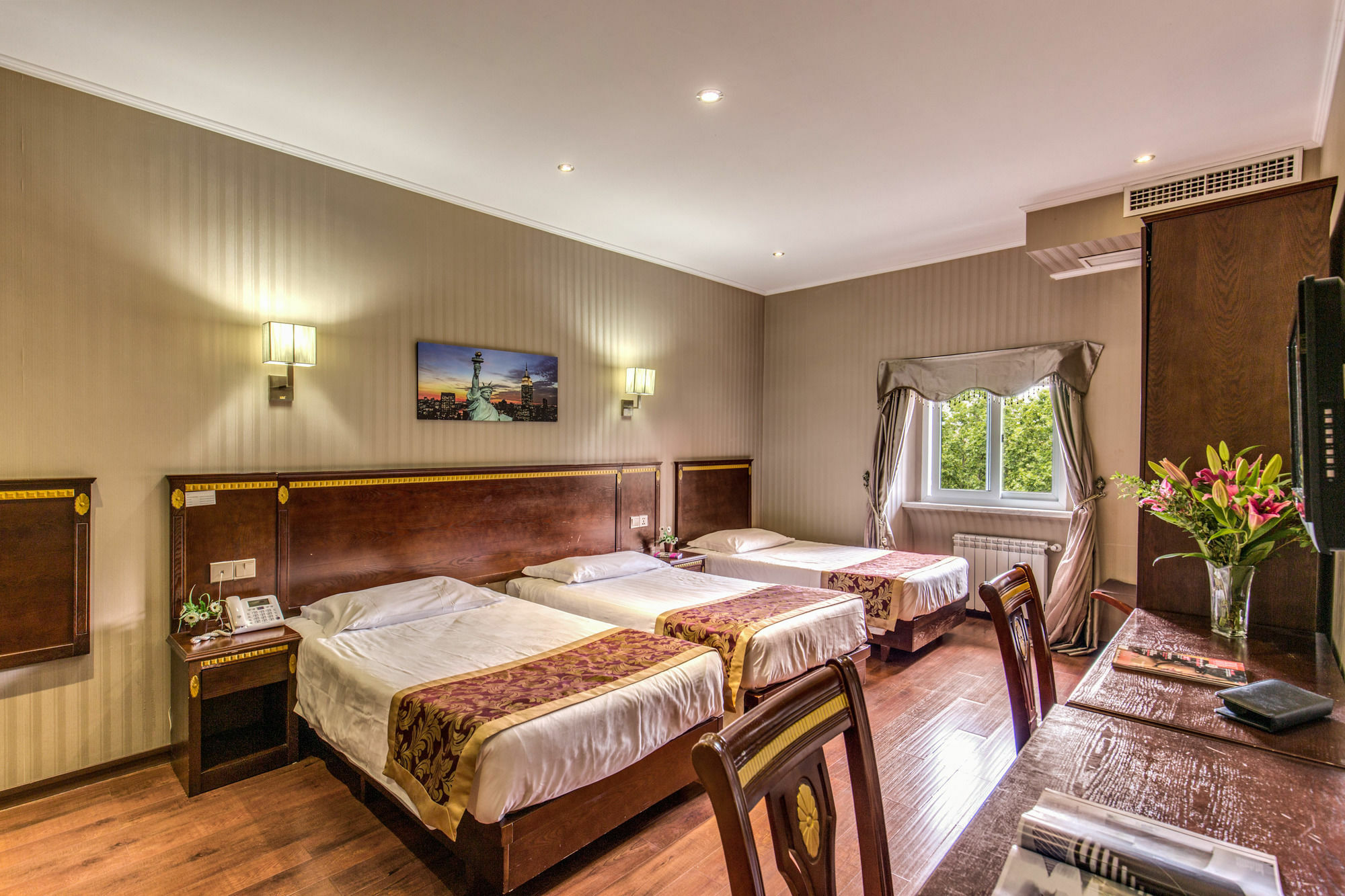 Drago D'Oro Guesthouse - Accross From Metro Vittorio Emanuele Roma Exterior foto
